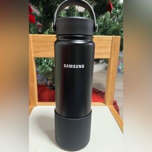 Samsung Matte Black Insulated Bottle